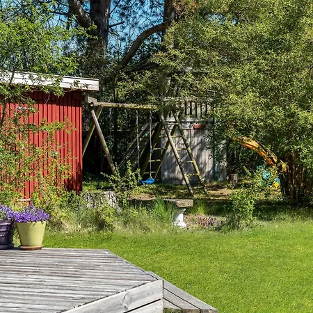 בית נופש With A Fireplace 07 *