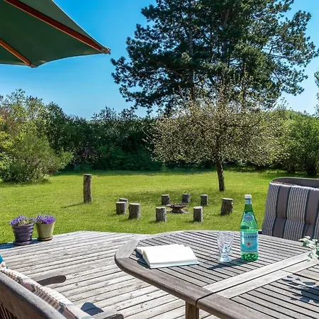 With A Fireplace 07 בית נופש Asnæs